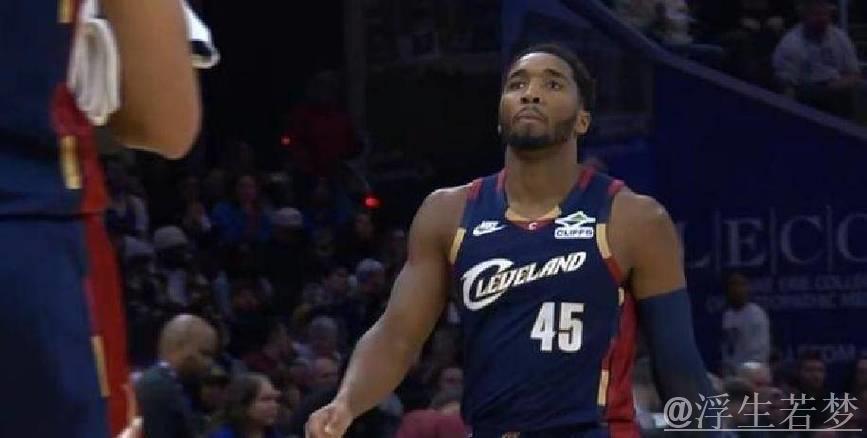 米切尔独得29分难救主 残阵勇士爆冷击败骑士 米切尔独得29分难救主 残阵勇士爆冷击败骑士